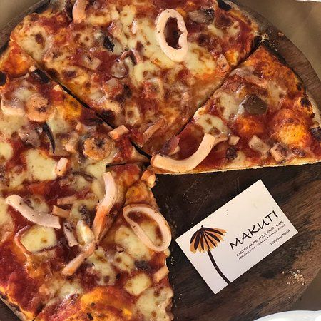 Makuti Restaurant & Pizzeria